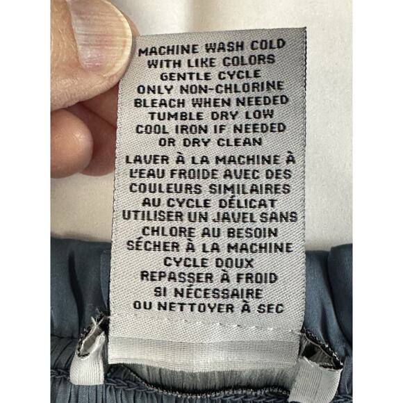 Carmen Marc Valvo Silky Slate Blue Blouse Sz Small Petite Classic Boho Flowy - Picture 10 of 12